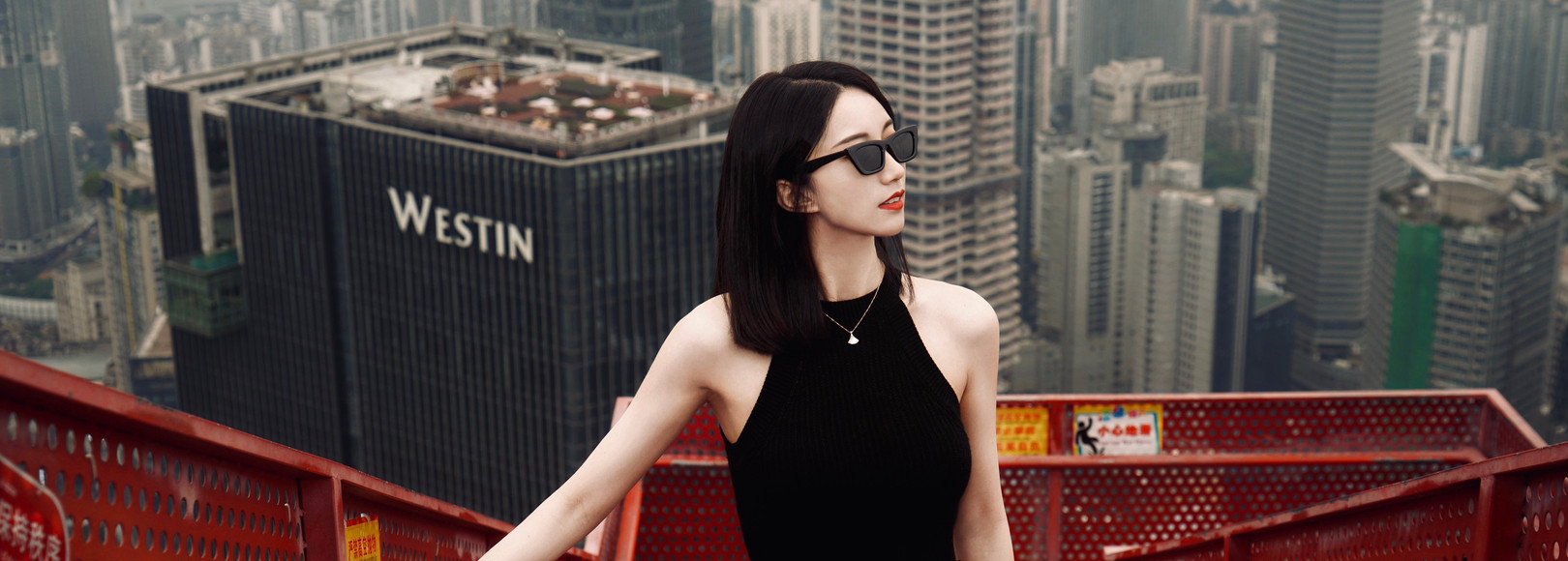 Fanbox banner for @beauty